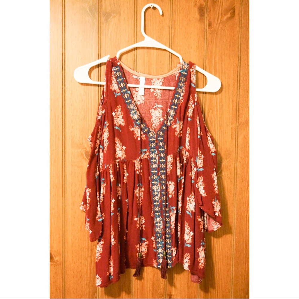 Xhilaration top